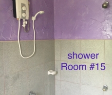 room-15-shower-img_3011